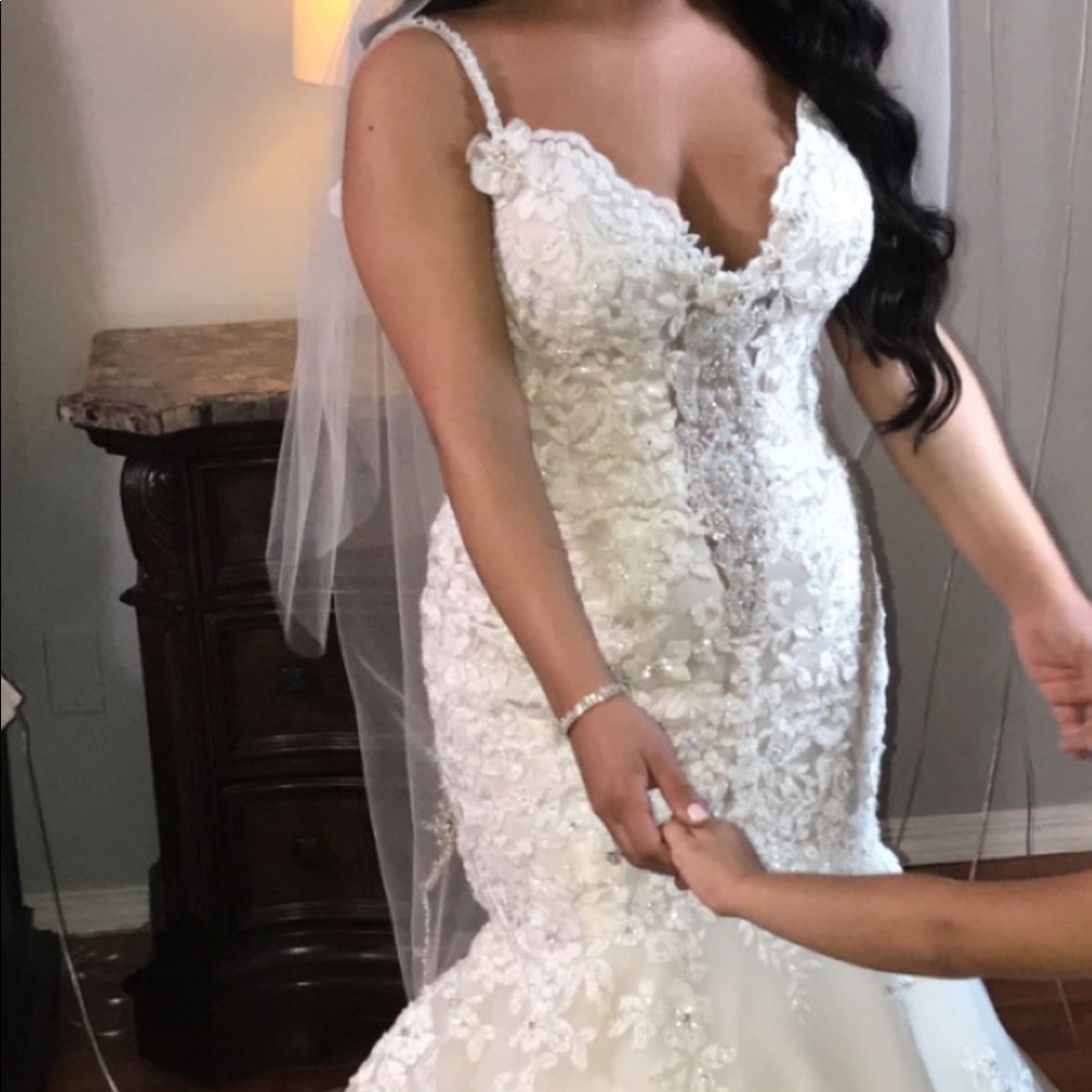 Eve of milady wedding dress - Picture 3 of 6